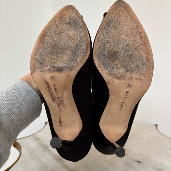 Manolo Blahnik $1800 Hangsi Black Heels with Crystal Embellishments 38 - Picture 6 of 7